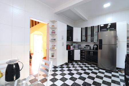 Casa à venda com 108m², 2 quartos e 1 vagaCozinha