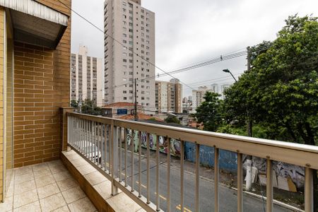 Casa à venda com 209m², 4 quartos e 1 vaga Casa à venda com 209m², 4 quartos e 1 vagaVaranda da Sala
