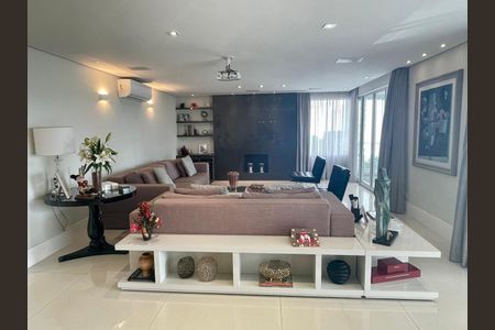 Apartamento à venda com 380m², 4 quartos e 5 vagas Apartamento à venda com 380m², 4 quartos e 5 vagasFoto 02