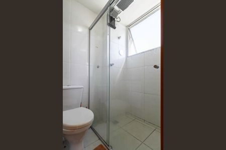 Apartamento à venda com 62m², 2 quartos e 1 vaga Apartamento à venda com 62m², 2 quartos e 1 vagaBanheiro da suíte