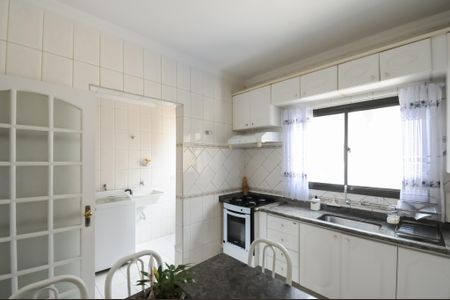 Apartamento à venda com 97m², 3 quartos e 2 vagasCozinha - Armários