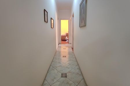 Casa à venda com 200m², 5 quartos e 6 vagasCorredor - Quartos