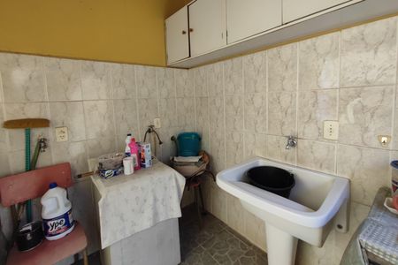 Casa à venda com 200m², 5 quartos e 6 vagasÁrea de Serviço