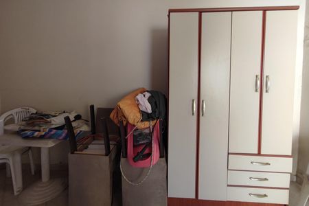 Casa à venda com 200m², 5 quartos e 6 vagasEdícula 2 - Quarto