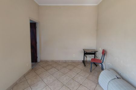 Casa à venda com 200m², 5 quartos e 6 vagasEdícula 1 - Quarto
