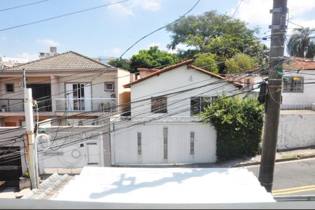Casa para alugar com 96m², 2 quartos e 1 vaga Casa para alugar com 96m², 2 quartos e 1 vagaVaranda do Quarto 01