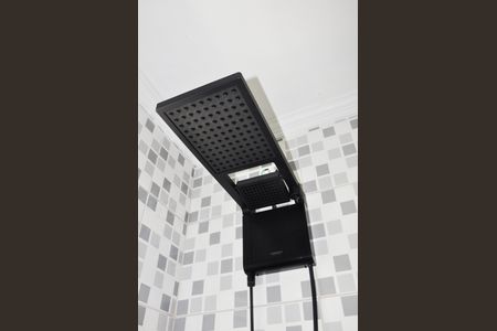 Casa para alugar com 96m², 2 quartos e 1 vaga Casa para alugar com 96m², 2 quartos e 1 vagaBanheiro Social