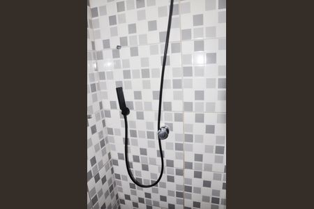 Casa para alugar com 96m², 2 quartos e 1 vaga Casa para alugar com 96m², 2 quartos e 1 vagaBanheiro Social