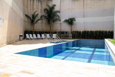Apartamento à venda com 67m², 2 quartos e 2 vagasÁrea comum - Piscina