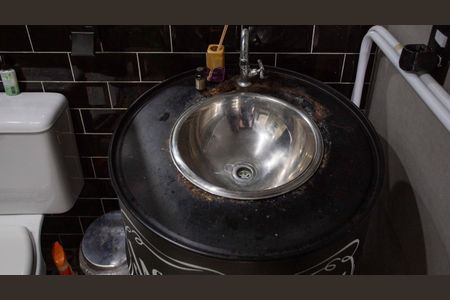 Apartamento à venda com 67m², 2 quartos e 2 vagasBanheiro Social