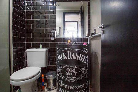 Apartamento à venda com 67m², 2 quartos e 2 vagasBanheiro Social