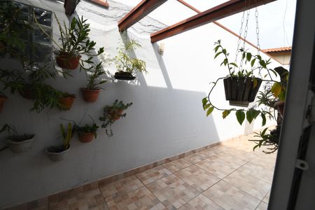 Casa à venda com 110m², 4 quartos e 3 vagasQuarto 1 - Vista
