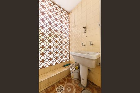 Apartamento à venda com 80m², 2 quartos e 1 vagaÁrea de Serviço