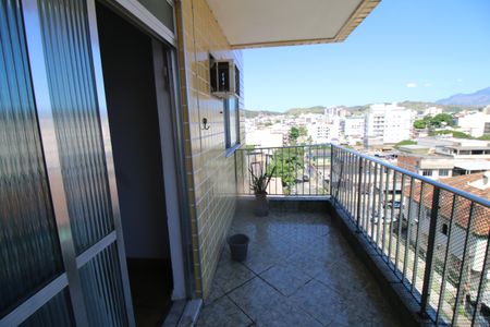 Apartamento à venda com 162m², 3 quartos e 1 vagaVaranda
