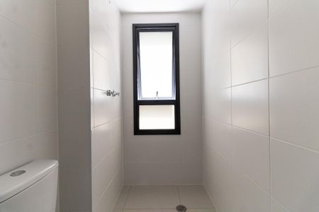 Apartamento à venda com 127m², 4 quartos e 2 vagas Apartamento à venda com 127m², 4 quartos e 2 vagasBanheiro Social