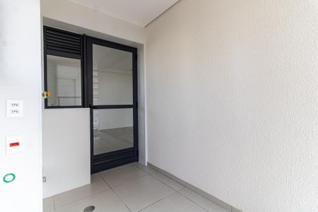 Apartamento à venda com 127m², 4 quartos e 2 vagas Apartamento à venda com 127m², 4 quartos e 2 vagasLavanderia