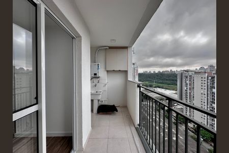 Apartamento à venda com 44m², 2 quartos e 1 vaga Apartamento à venda com 44m², 2 quartos e 1 vagaSacada