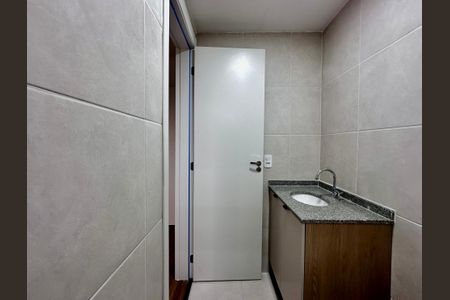 Apartamento à venda com 44m², 2 quartos e 1 vaga Apartamento à venda com 44m², 2 quartos e 1 vagaBanheiro da Suíte