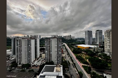 Apartamento à venda com 44m², 2 quartos e 1 vaga Apartamento à venda com 44m², 2 quartos e 1 vagaVista da Sacada