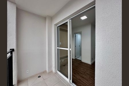 Apartamento à venda com 44m², 2 quartos e 1 vaga Apartamento à venda com 44m², 2 quartos e 1 vagaSacada