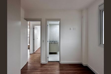 Apartamento à venda com 44m², 2 quartos e 1 vaga Apartamento à venda com 44m², 2 quartos e 1 vagaSuíte