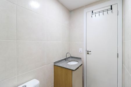 Apartamento à venda com 44m², 2 quartos e 1 vaga Apartamento à venda com 44m², 2 quartos e 1 vagaBanheiro