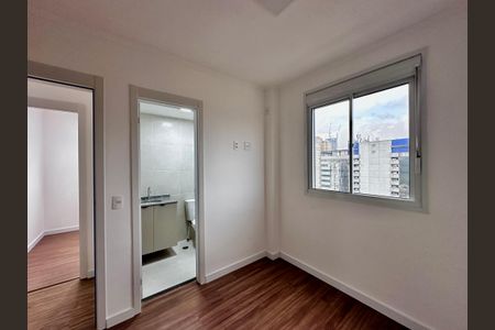 Apartamento à venda com 44m², 2 quartos e 1 vaga Apartamento à venda com 44m², 2 quartos e 1 vagaSuíte