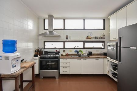 Apartamento à venda com 261m², 4 quartos e 4 vagasCozinha