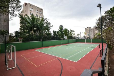 Apartamento à venda com 261m², 4 quartos e 4 vagasQuadra