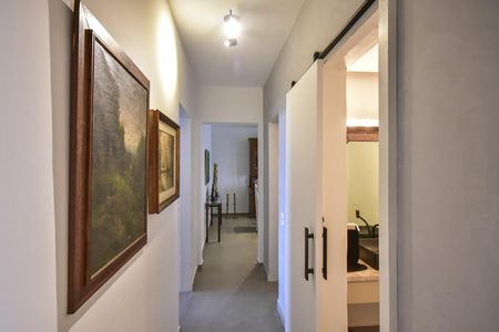 Apartamento à venda com 261m², 4 quartos e 4 vagasCorredor 1