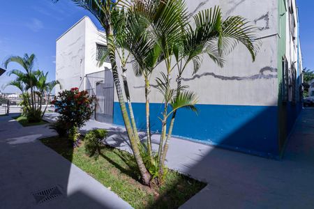 Apartamento à venda com 48m², 2 quartos e 1 vaga Apartamento à venda com 48m², 2 quartos e 1 vagaEntrada
