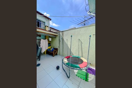 Casa à venda com 197m², 4 quartos e 1 vagaÁrea externa