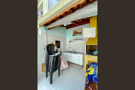 Casa à venda com 197m², 4 quartos e 1 vagaÁrea externa