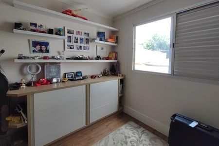 Apartamento à venda com 135m², 3 quartos e 2 vagasQuarto 2