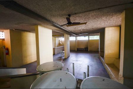 Apartamento à venda com 68m², 3 quartos e 1 vaga Apartamento à venda com 68m², 3 quartos e 1 vagaÁrea comum - Salão de festas