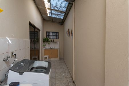 Casa à venda com 359m², 3 quartos e 2 vagas Casa à venda com 359m², 3 quartos e 2 vagasÁrea de Serviço