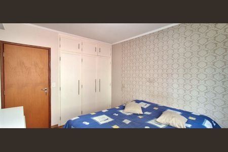 Apartamento à venda com 90m², 3 quartos e 1 vagaQuarto 2