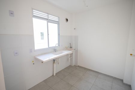 Apartamento para alugar com 50m², 2 quartos e 1 vaga Apartamento para alugar com 50m², 2 quartos e 1 vagaCozinha e Área de Serviço