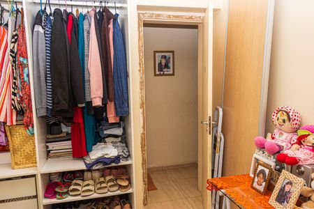 Apartamento à venda com 48m², 2 quartos e 1 vagaQuarto 2