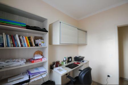 Apartamento à venda com 74m², 3 quartos e 1 vagaQuarto 2