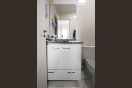 Apartamento à venda com 74m², 3 quartos e 1 vagaBanheiro da Suíte