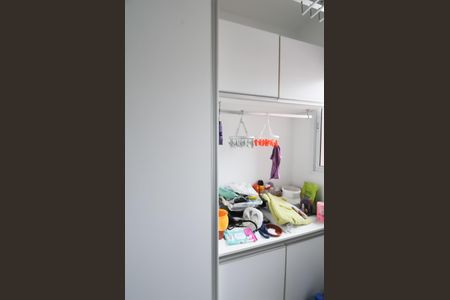 Apartamento à venda com 74m², 3 quartos e 1 vagaÁrea de Serviço