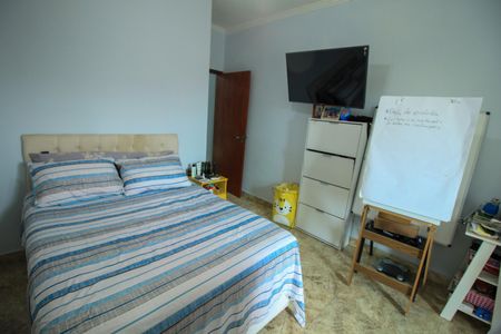 Casa à venda com 128m², 3 quartos e 2 vagas Casa à venda com 128m², 3 quartos e 2 vagasSuíte
