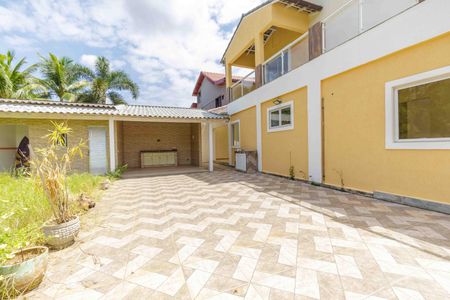 Casa de condomínio à venda com 245m², 3 quartos e sem vaga Casa de condomínio à venda com 245m², 3 quartos e sem vagaÁrea de lazer