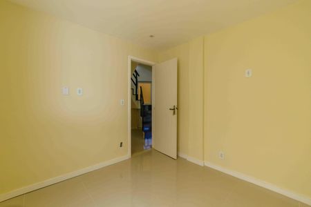 Casa de condomínio à venda com 245m², 3 quartos e sem vaga Casa de condomínio à venda com 245m², 3 quartos e sem vagaQuarto