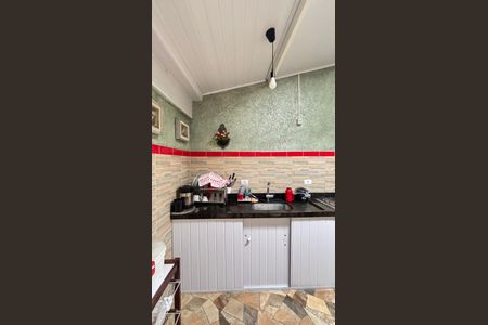 Casa à venda com 214m², 4 quartos e 4 vagas Casa à venda com 214m², 4 quartos e 4 vagasCozinha 2