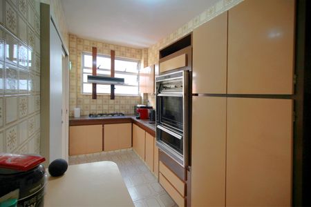 Apartamento à venda com 186m², 4 quartos e 2 vagasCozinha