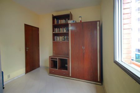 Apartamento à venda com 186m², 4 quartos e 2 vagasQuarto 2