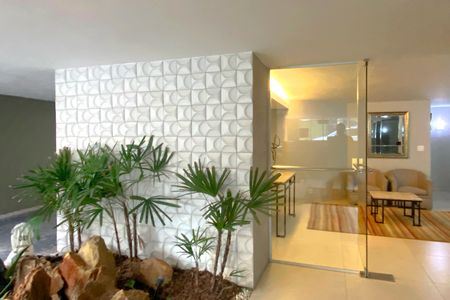 Apartamento à venda com 186m², 4 quartos e 2 vagas Apartamento à venda com 186m², 4 quartos e 2 vagasÁrea comum - Hall