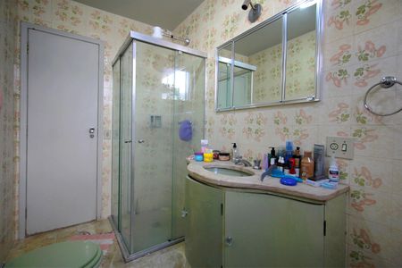 Apartamento à venda com 186m², 4 quartos e 2 vagasBanheiro